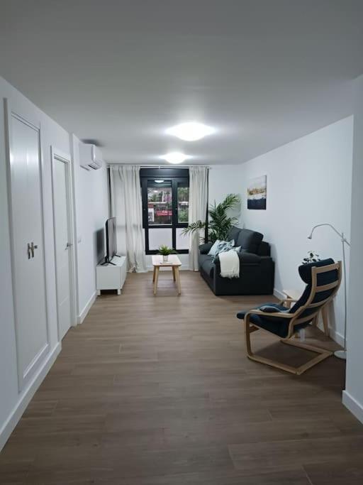 Apartamento Central D アルヘシラス エクステリア 写真